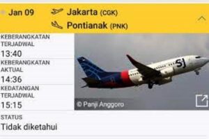 Pesawat Sriwijaya AIR SJ182 rute penerbangan Jakarta-Pontianak jatuh di perairan Kepulauan Seribu, Jakarta. Warga mengaku sempat mendengar ledakan di Pantai Tanjung Kait.